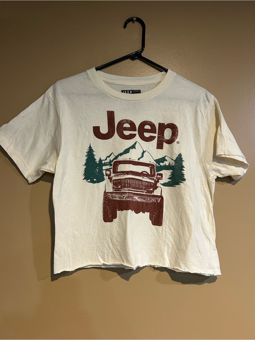Jeep Cream Short Sleeve Tee with Brown Truck and Green Mountain Graphic